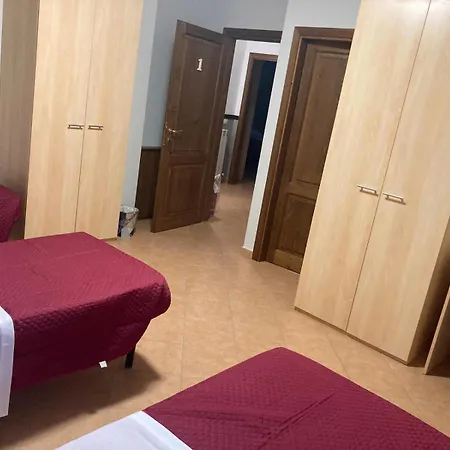 La Di Zio Pino Guest house Camerino