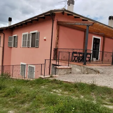 La Di Zio Pino Guest house Camerino